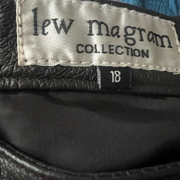 Elegant Brown Leather Maxi Skirt - Picture 8 of 8